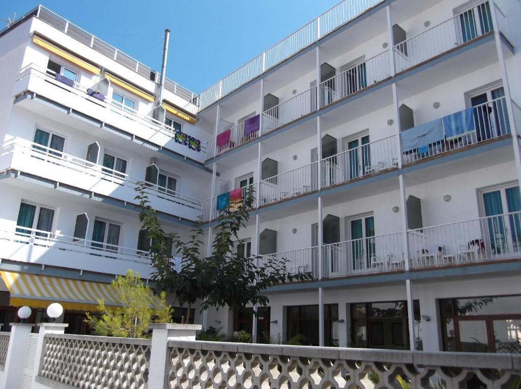 Hotel Simeon Tossa de Mar Exterior photo